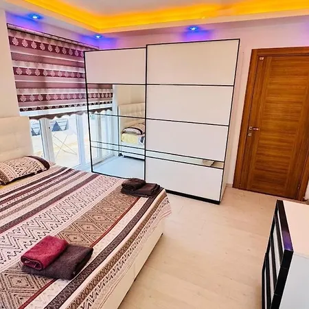 Вилла Super 4 Bedroom With Poolvilla