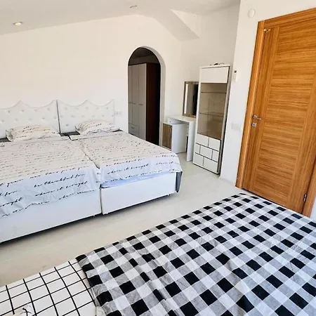 Villa Super 4 Bedroom With Poolvilla *