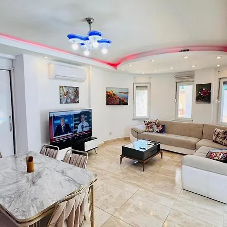 Super 4 Bedroom With Poolvilla