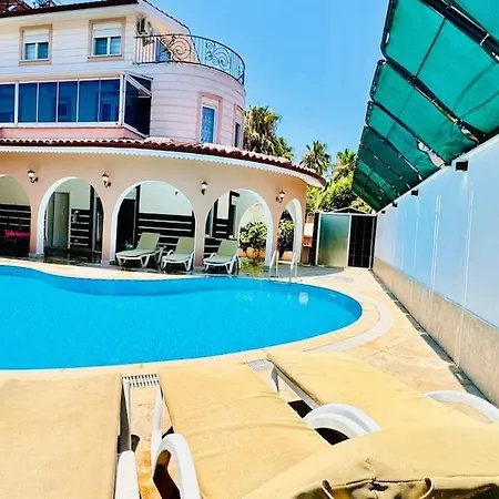 Super 4 Bedroom With Poolvilla